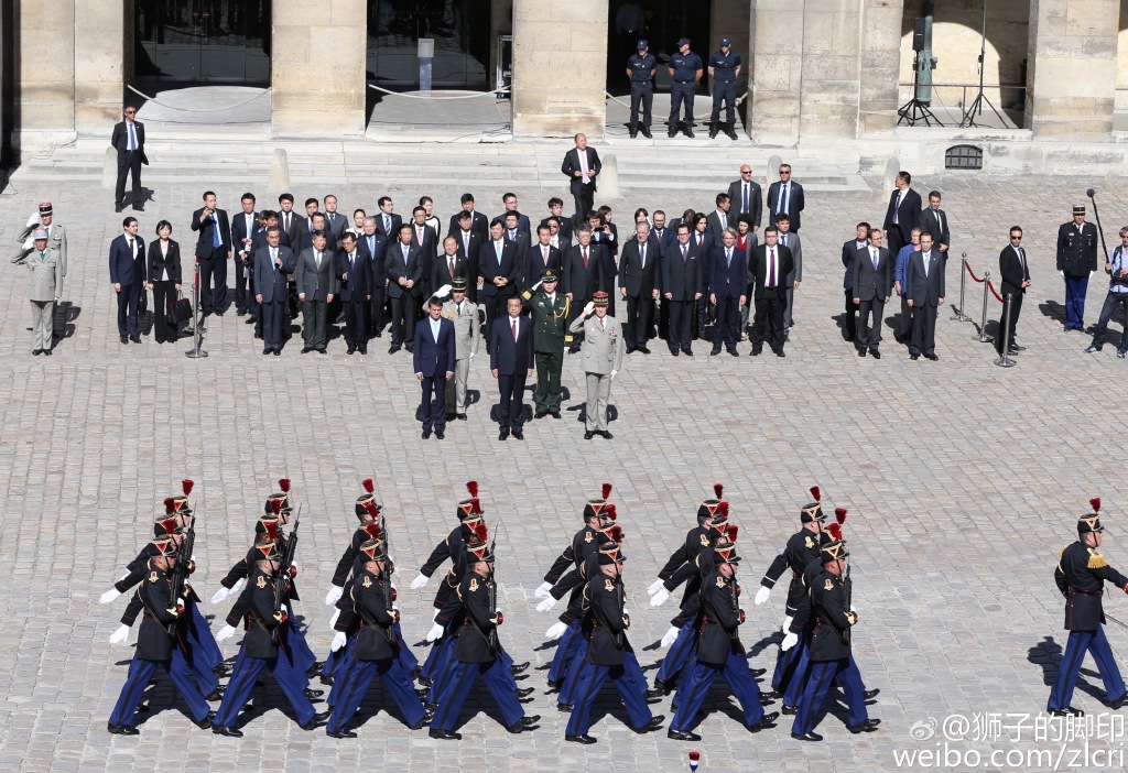法国总理举行隆重仪式欢迎李克强
