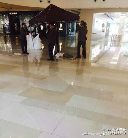 上海：一老年男子因重病厌世跳楼
