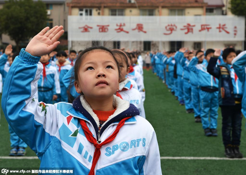 盘点中国学生校服百年变迁