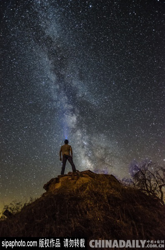 葡萄牙摄影师捕捉浩渺星空壮丽图景