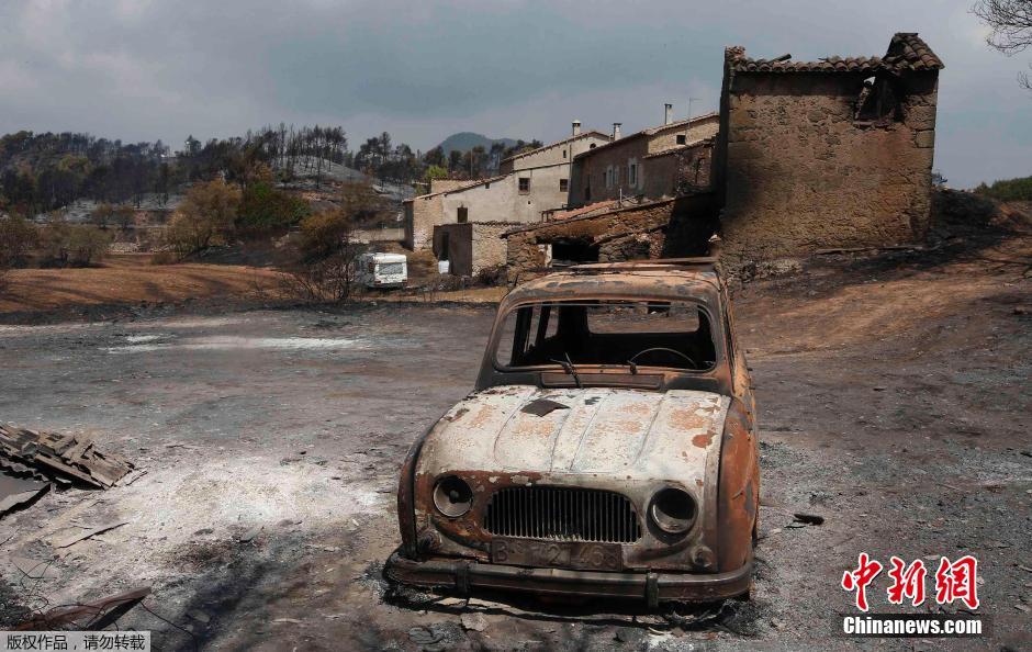 巴塞罗那附近山火烧焦1200公顷土地