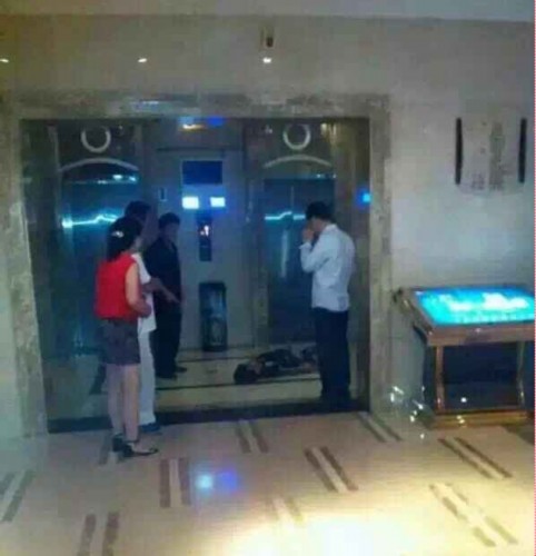 河南潢川一酒店发生电梯事故 致1死1重伤