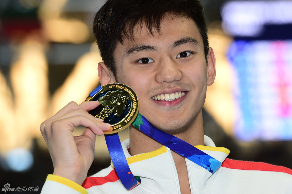 宁泽涛获世锦赛100米自由泳冠军