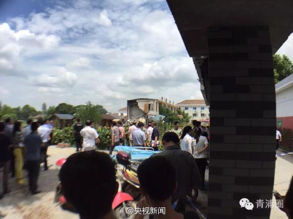 上海一酒楼发生爆炸：半边楼炸飞 3人被困