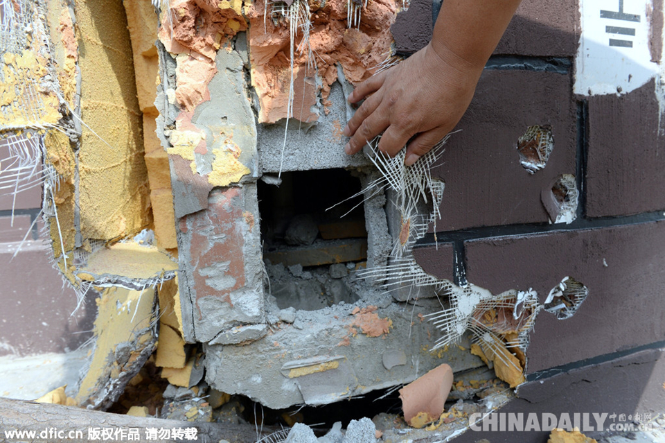 北京丰台回迁房墙体开裂 300多户村民拒绝入住