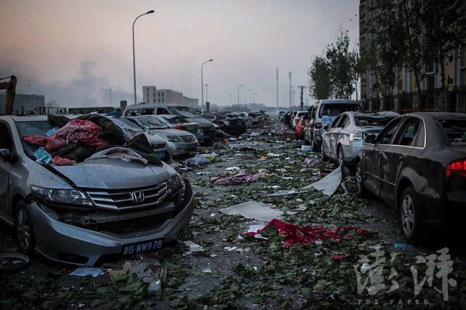 天津塘沽爆炸后的黎明