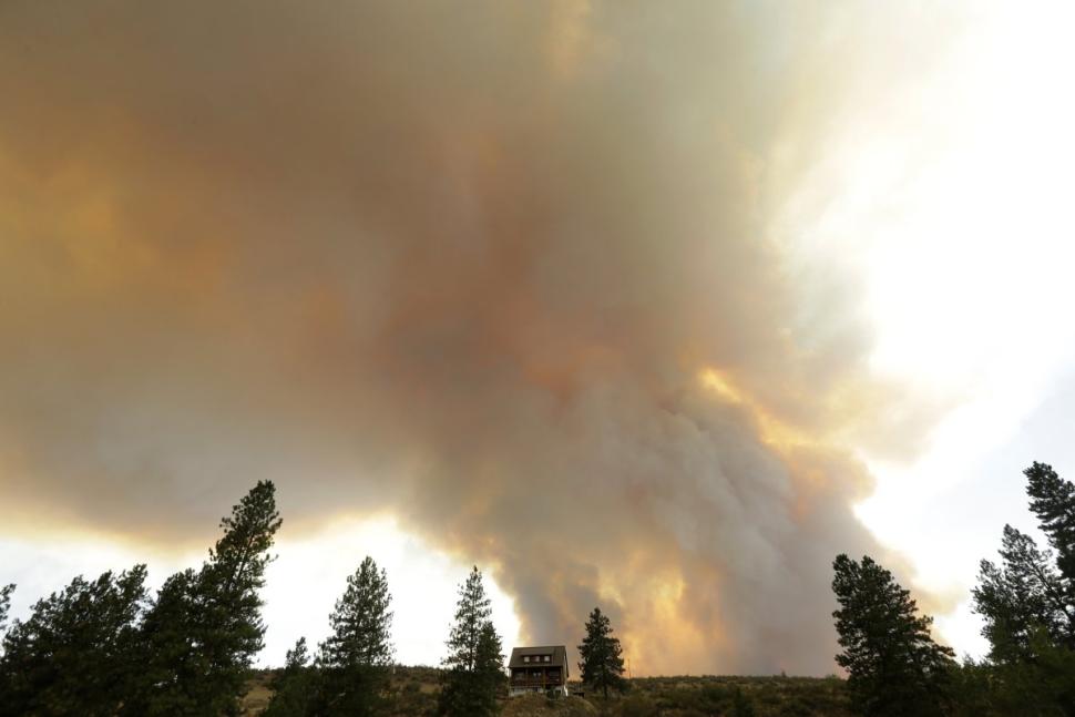 美华盛顿州发生森林大火 3名消防员丧生4人伤(高清组图)