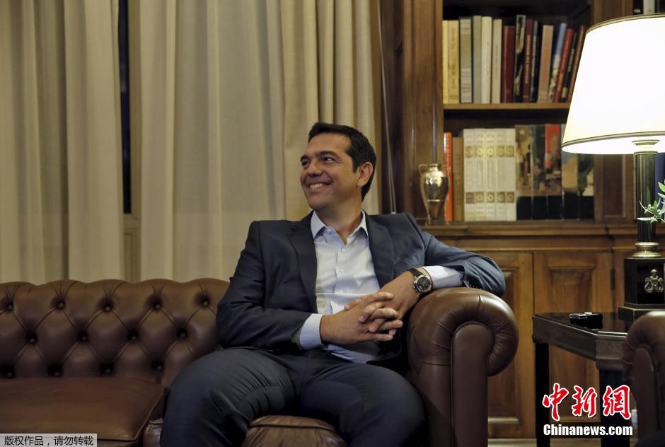希腊总理齐普拉斯发表电视讲话宣布辞职