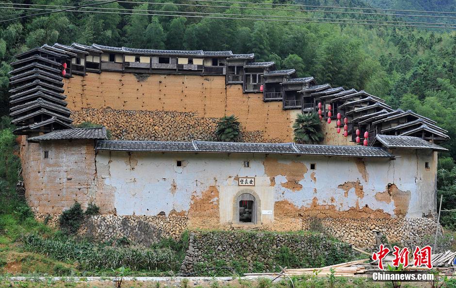 探访福建“布达拉宫 ”——安良堡