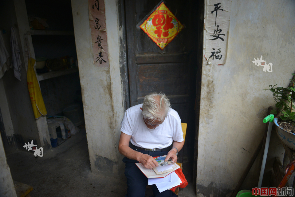 守了40年防空洞的老人