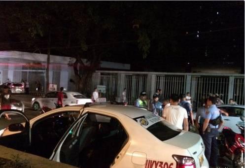 一中国游客在菲律宾出租车上被枪杀