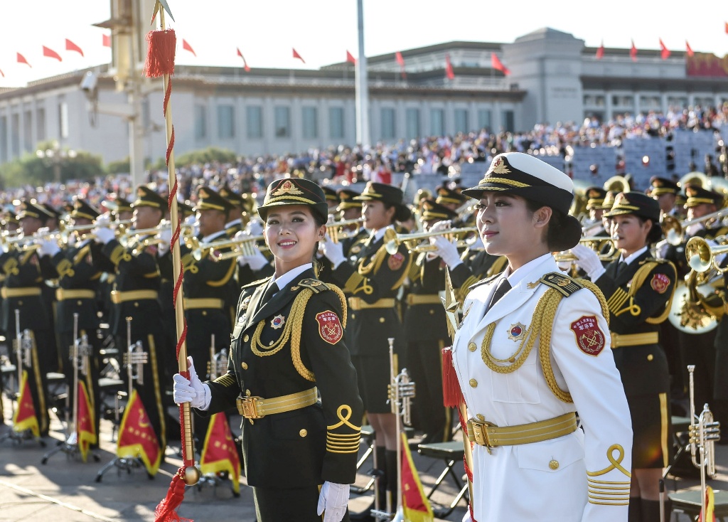 庆典回顾：那些英姿飒爽的女兵们