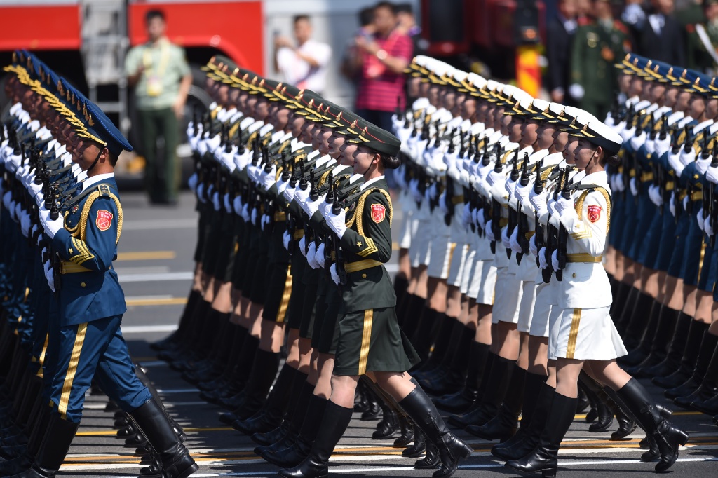 庆典回顾：那些英姿飒爽的女兵们