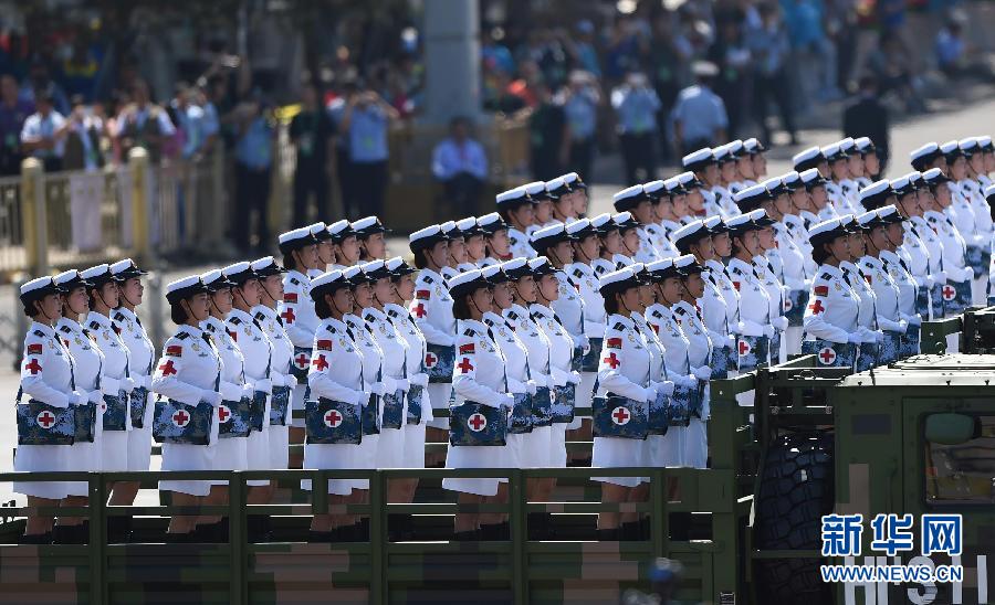 最不可错过的阅兵式上的女兵画面