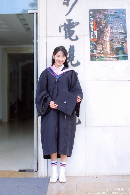南艺学霸女神清纯古典 被赞最美校花