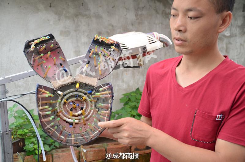 四川男子钻研16年发明“自动洗头机”