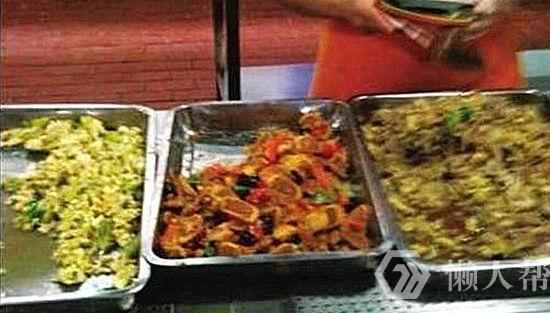 冰镇麻辣烫很黑暗？弱爆！高校食堂神级黑暗料理大盘点[图集]