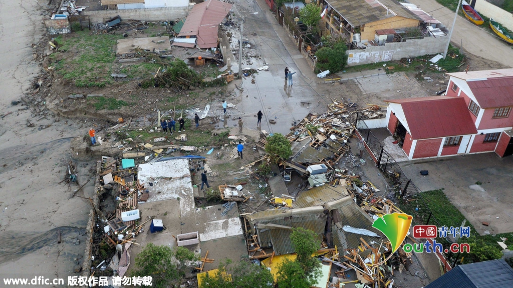 智利8.3级地震已致8人死亡 海啸袭击百万人疏散