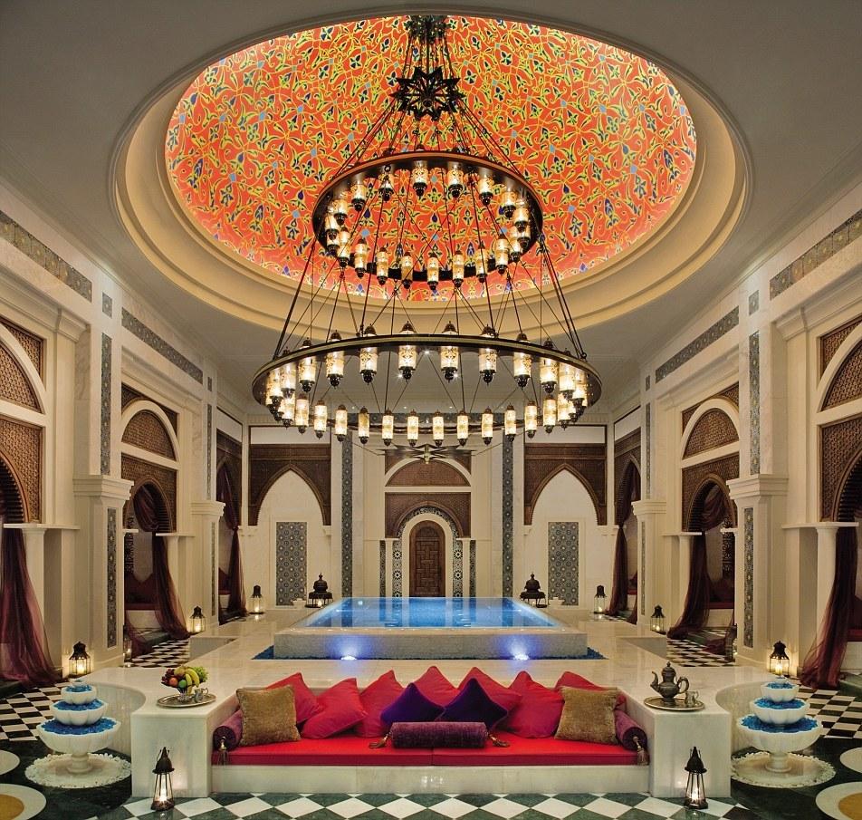 在迪拜七星级酒店住一晚是怎样的体验？