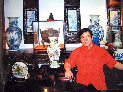 广东名嘴陈维聪涉古董诈骗2亿 揭其过往奢侈生活