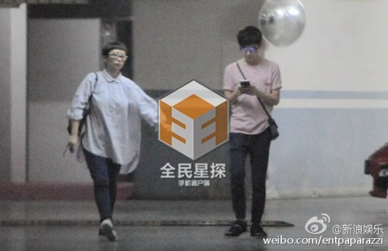 王菁何炅恋情曝光疑备孕 揭秘体娱圈隐秘恋情