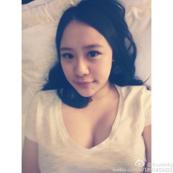 范志毅女儿美照走红网络
