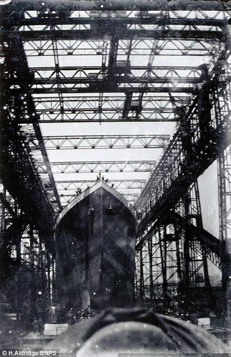 泰坦尼克号未曝光试水旧照将拍卖 时隔103年