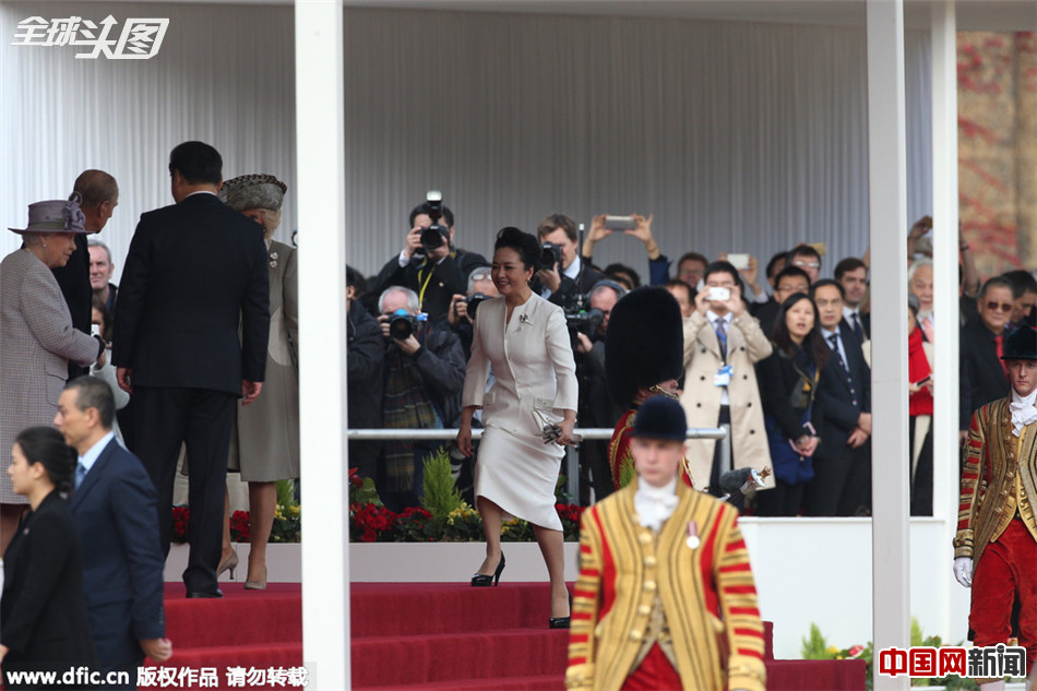 英女王举行仪式欢迎国家主席习近平夫妇