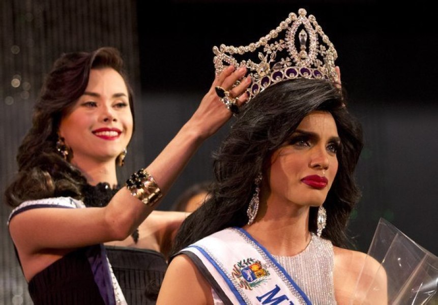 委内瑞拉男性争夺同性恋小姐选美桂冠