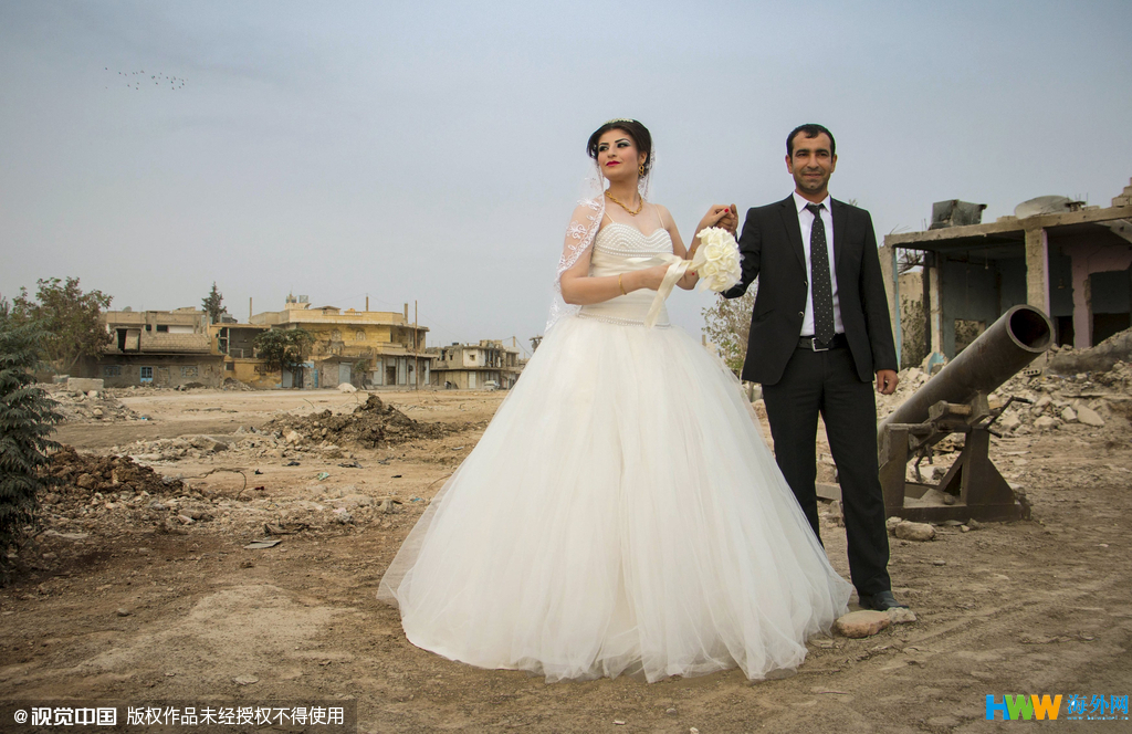 叙利亚重镇科巴尼脱离IS后迎来首场婚礼
