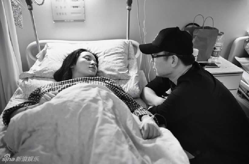 陆川曝光妻子胡蝶生产全纪录：爱你和孩子