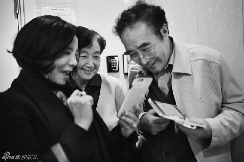 陆川曝光妻子胡蝶生产全纪录：爱你和孩子