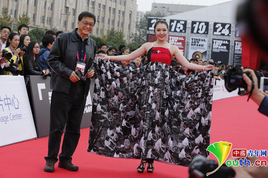 百位摄影大师亮相2015北京国际摄影周红毯