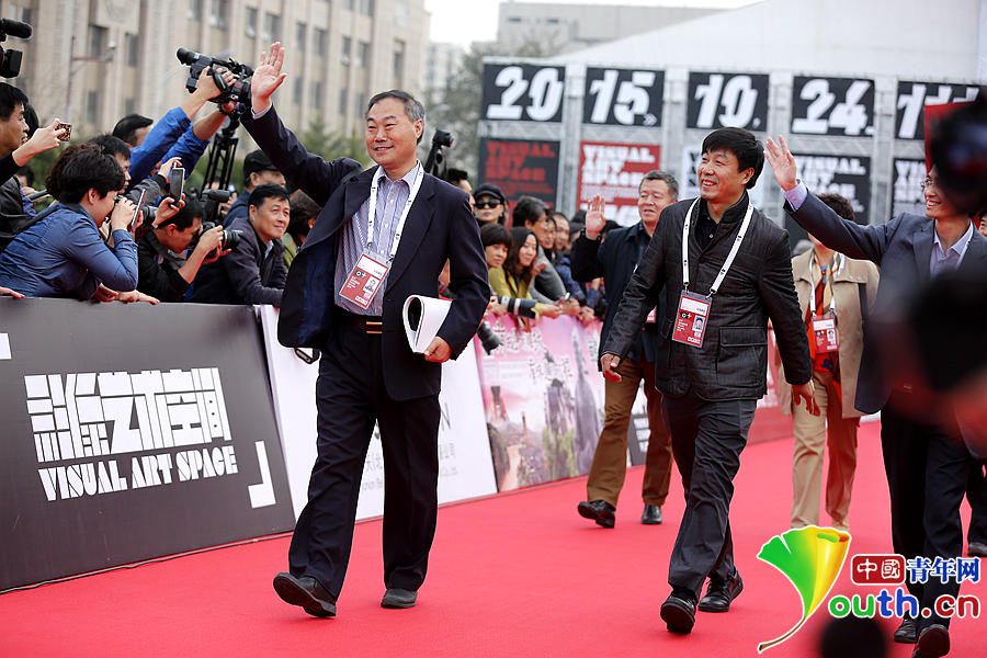 百位摄影大师亮相2015北京国际摄影周红毯