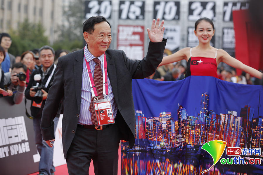 百位摄影大师亮相2015北京国际摄影周红毯