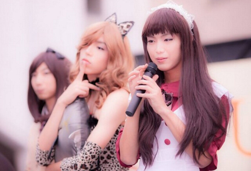 日本男子中学组织年度选美 美男子秒变美少女(组图)