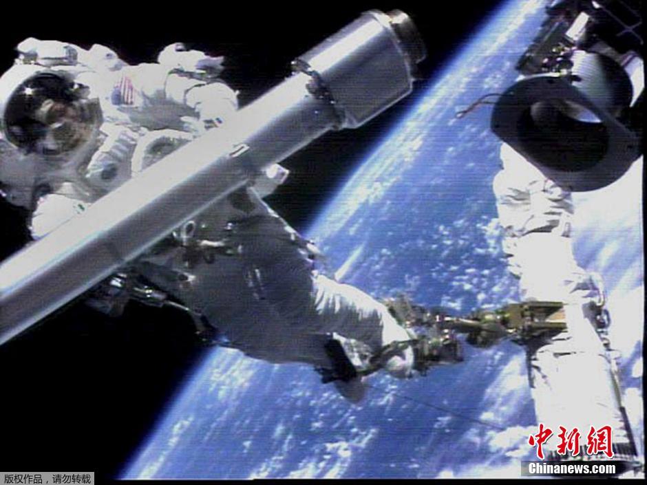 NASA发照纪念人类登上国际空间站15周年