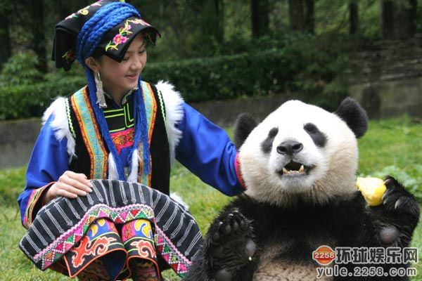 奶茶怀孕芙蓉瘦成闪电 昔日网红现状你还知道吗