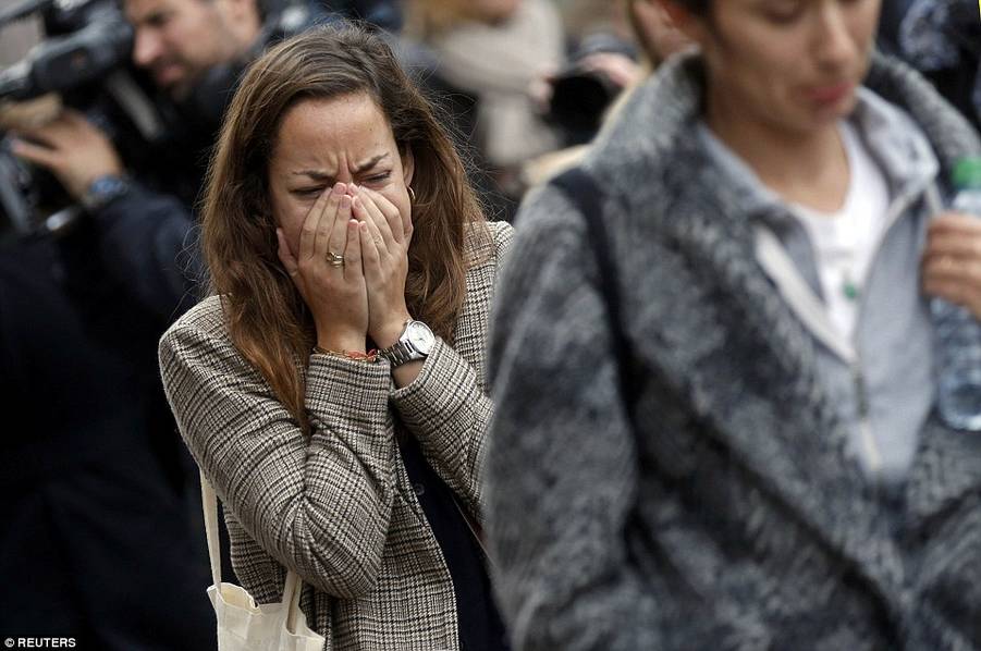 巴黎恐袭遇难者生前照片
