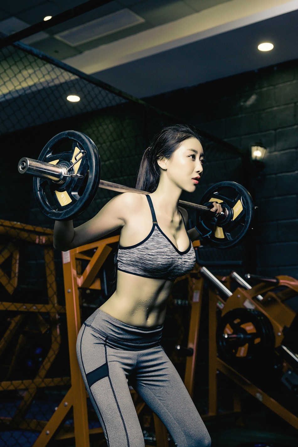 大连女神老师晒健身照