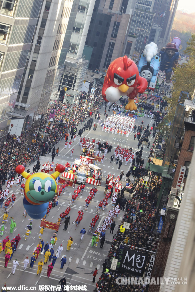 纽约举行梅西百货感恩节大游行