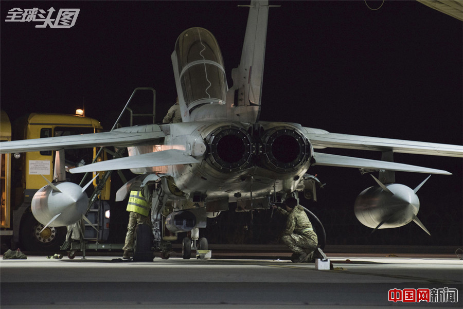 英国皇家空军空袭轰炸叙利亚境内IS油田