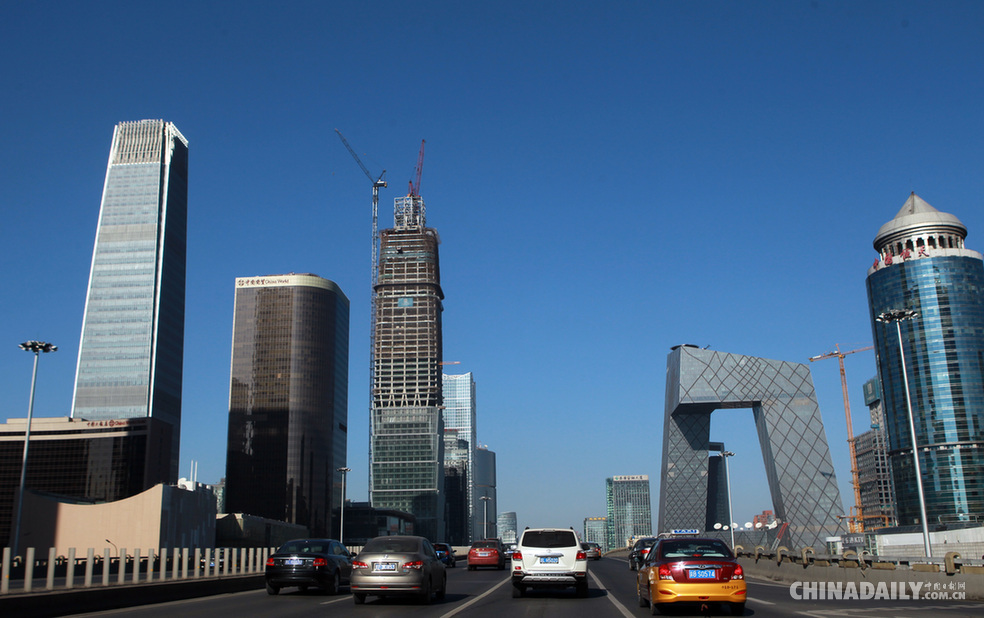 北京现蓝天 解除重污染红色预警