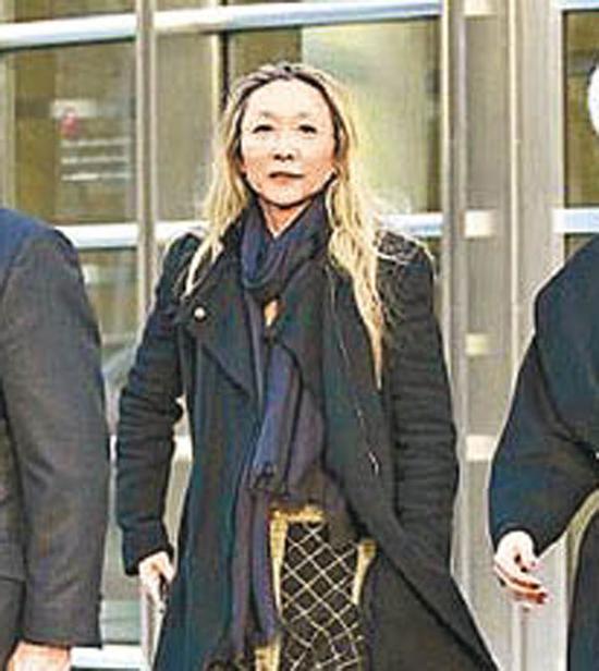 中国大妈性贿赂美国海关被捕