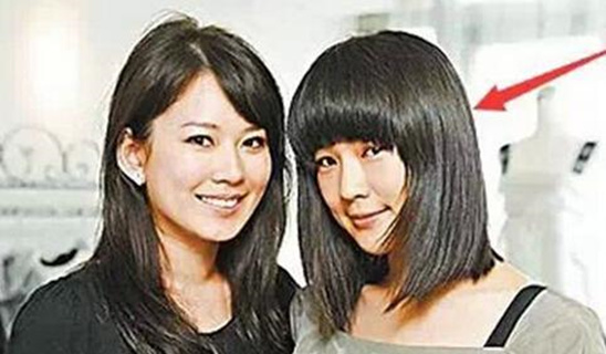 钟汉良疑隐婚被坐实 酒店与妻女团聚