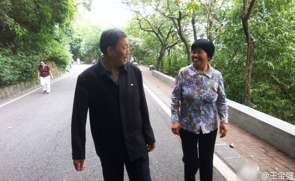 王宝强当明星后，家乡变了！
