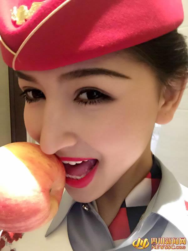 500名性感空姐开网店 卖亲吻过的苹果(组图)