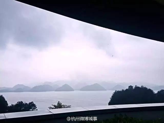 杭州惊现最土豪大学：地处5A景区 豪华湖景房