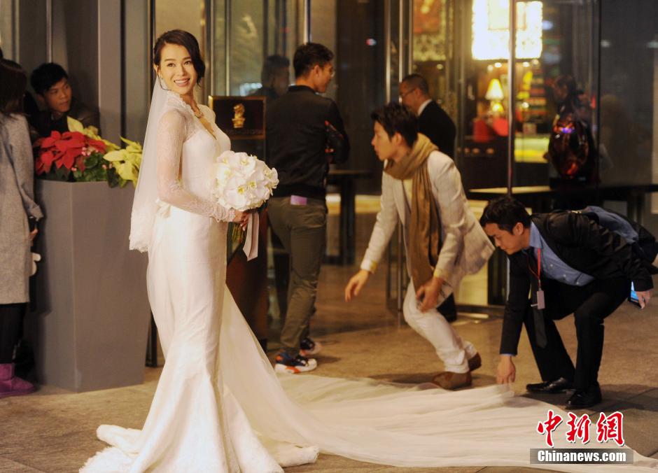 香港女星胡杏儿举行大婚典礼