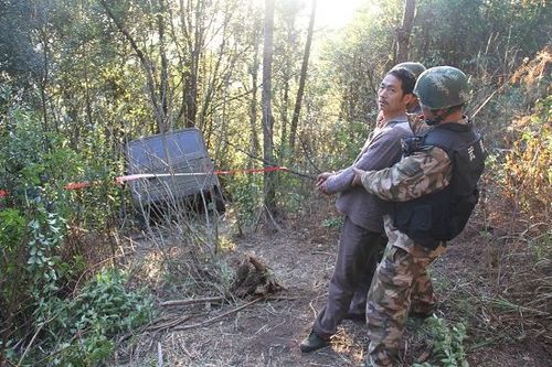 妻子出轨兄弟 男子枪杀6人获死刑